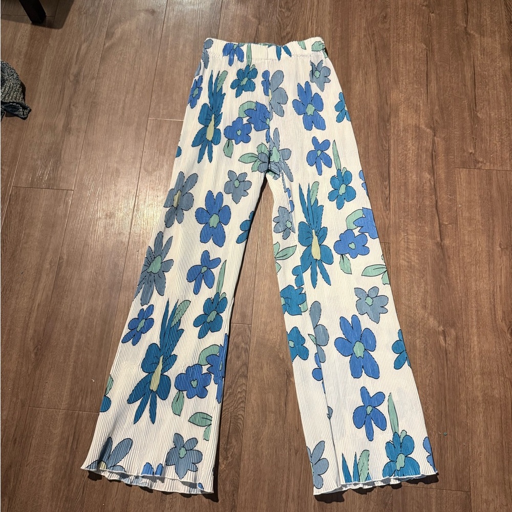 Floral Print Wide-Leg Pants